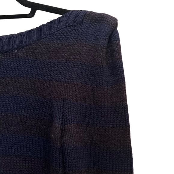 Vintage Vince Striped Sweater with Shoulder Detail - Picture 3 of 8